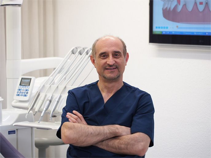 Clínica Dental Pisonero Blanco doctor